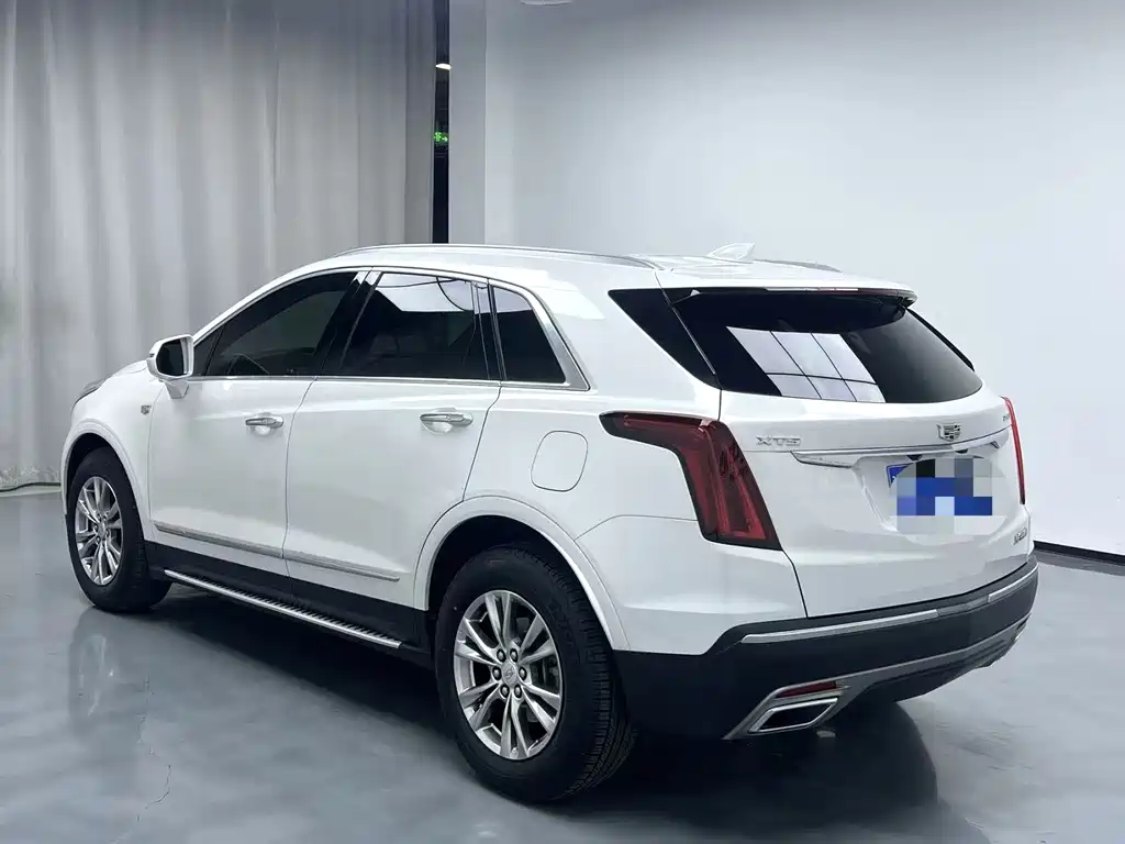 Cadillac XT5 — миниатюра 8
