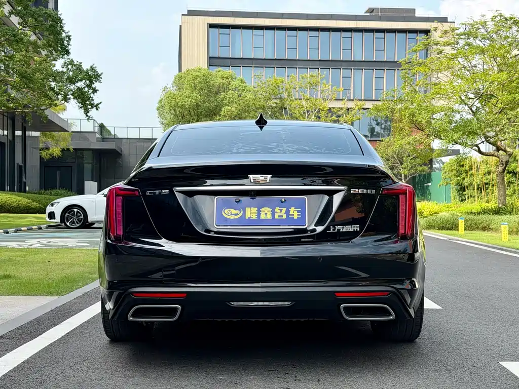 Cadillac CT5 — миниатюра 7