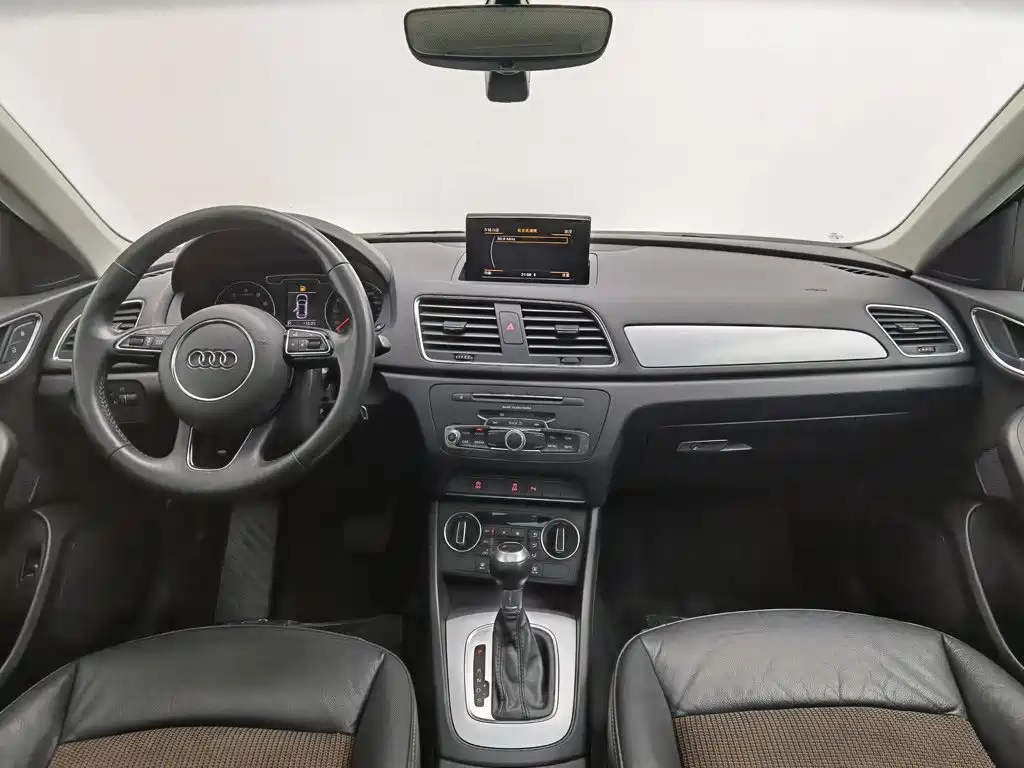 Audi Q3 — миниатюра 5
