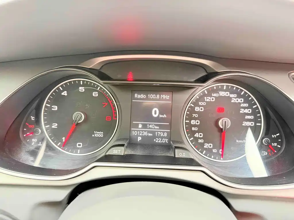 Audi A4L — миниатюра 18