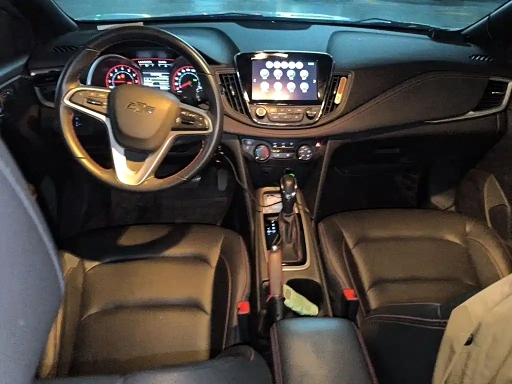 Chevrolet Monza — миниатюра 10
