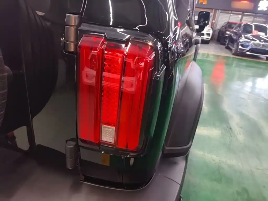 Tank 300 2025 2.0T