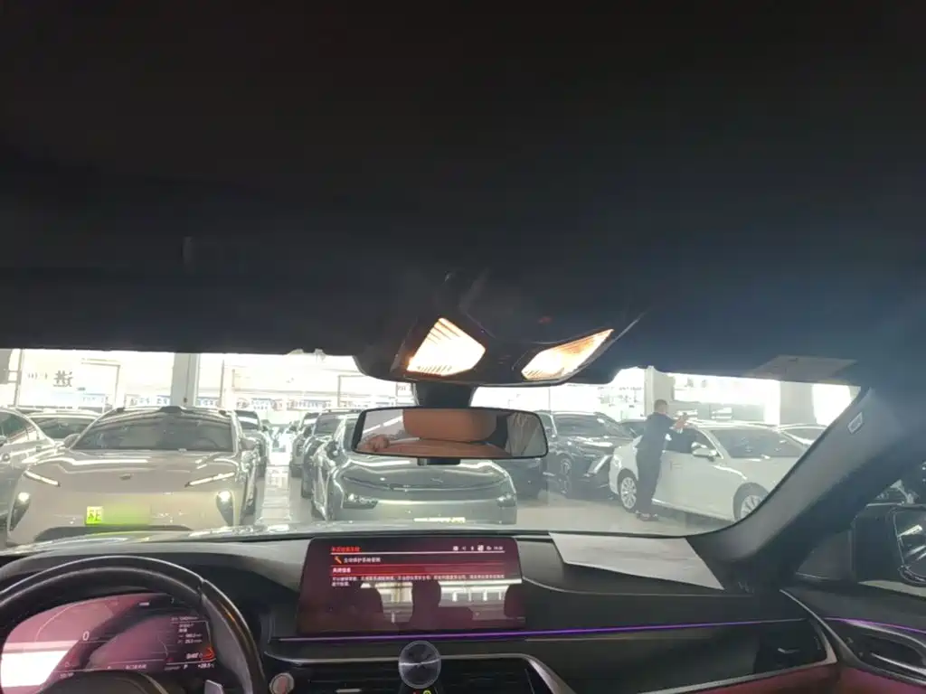 BMW 5 Series (Import) — миниатюра 18