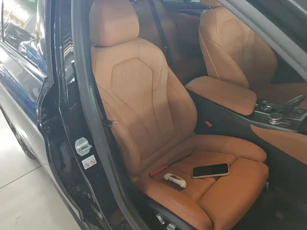BMW 5 Series (Import) — миниатюра 25