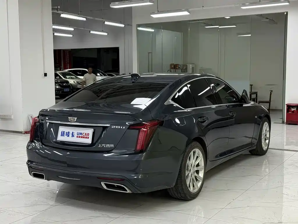 Cadillac CT5 — миниатюра 6