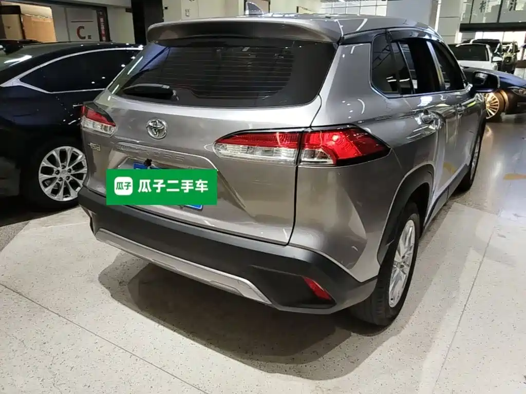 Toyota Corolla Cross — миниатюра 7