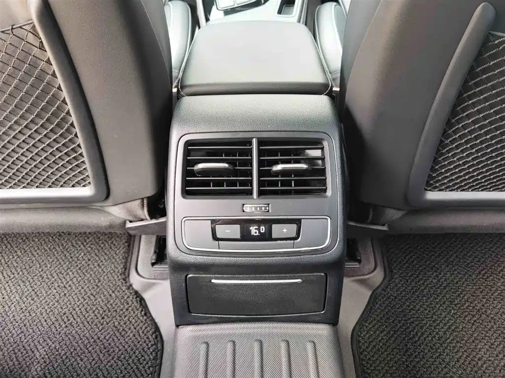 Audi A4L — фотографии объявления, Фото 25