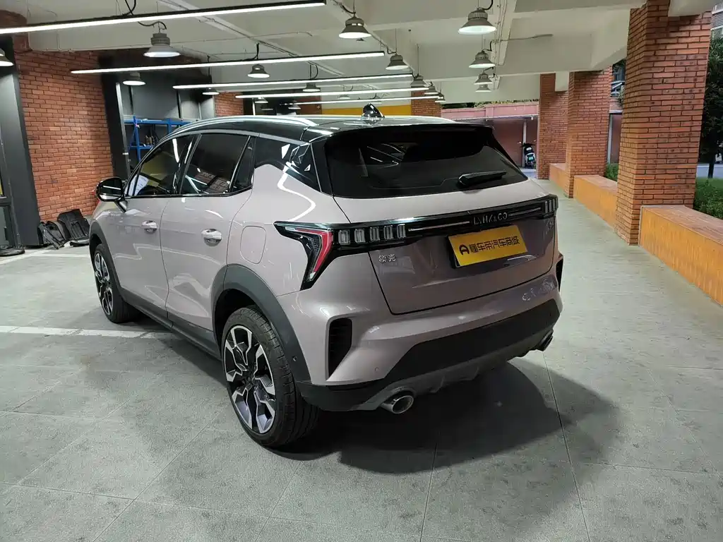 Lynk & Co 06 — миниатюра 3