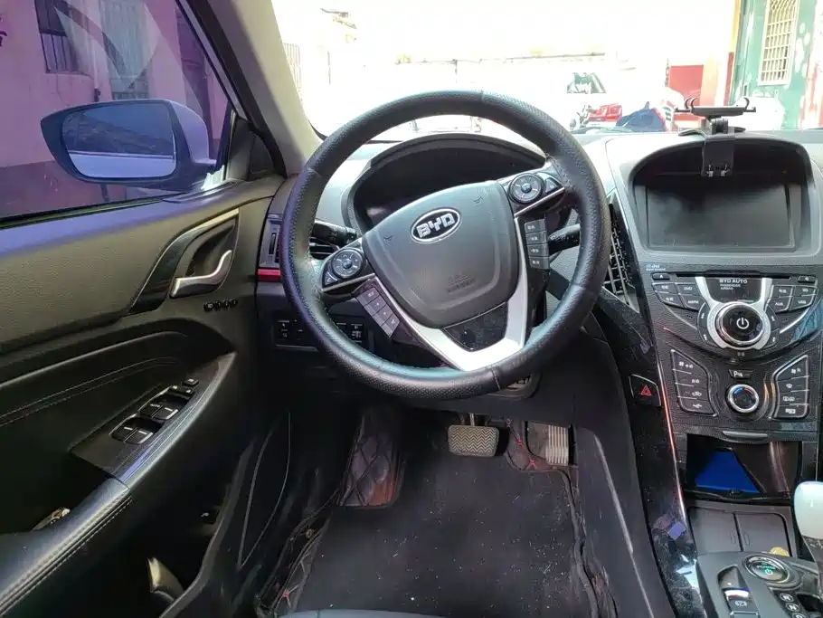 BYD Qin NEV — миниатюра 15