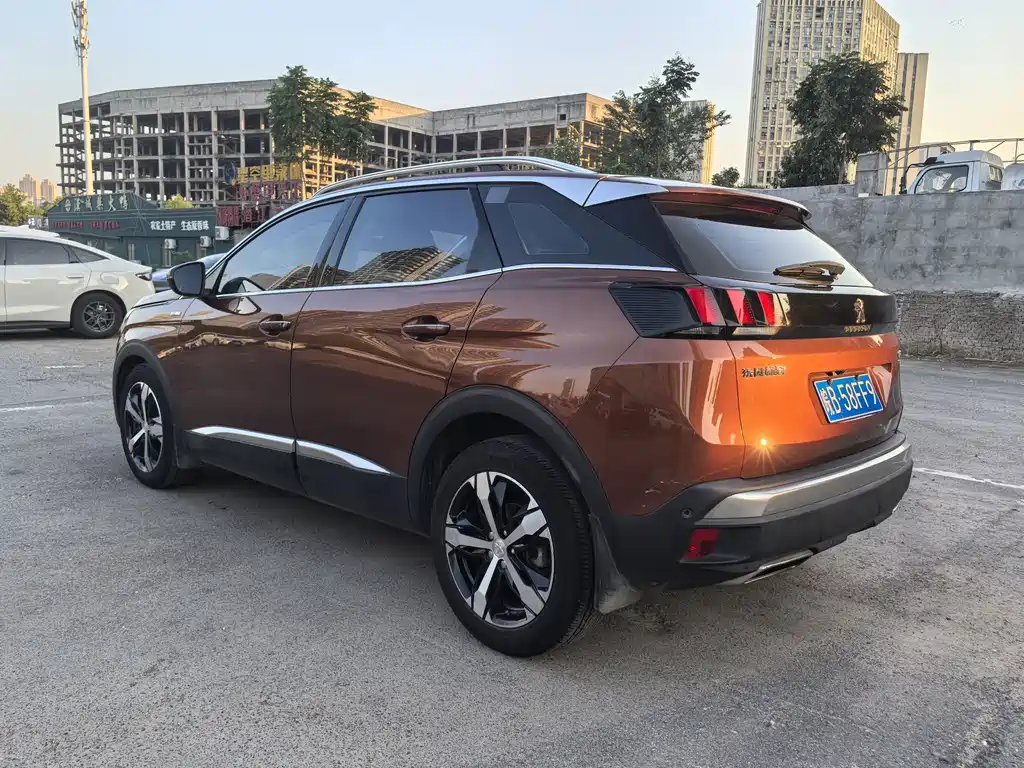 Peugeot 4008 — миниатюра 4
