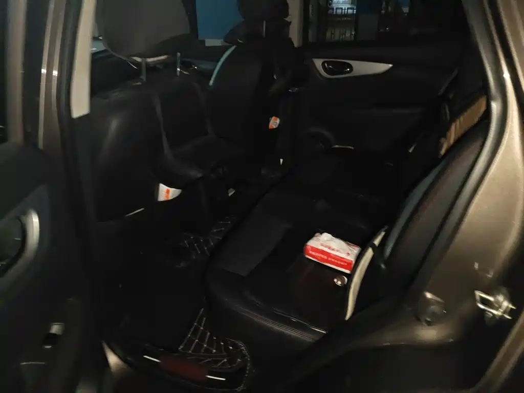 Nissan Qashqai — миниатюра 13