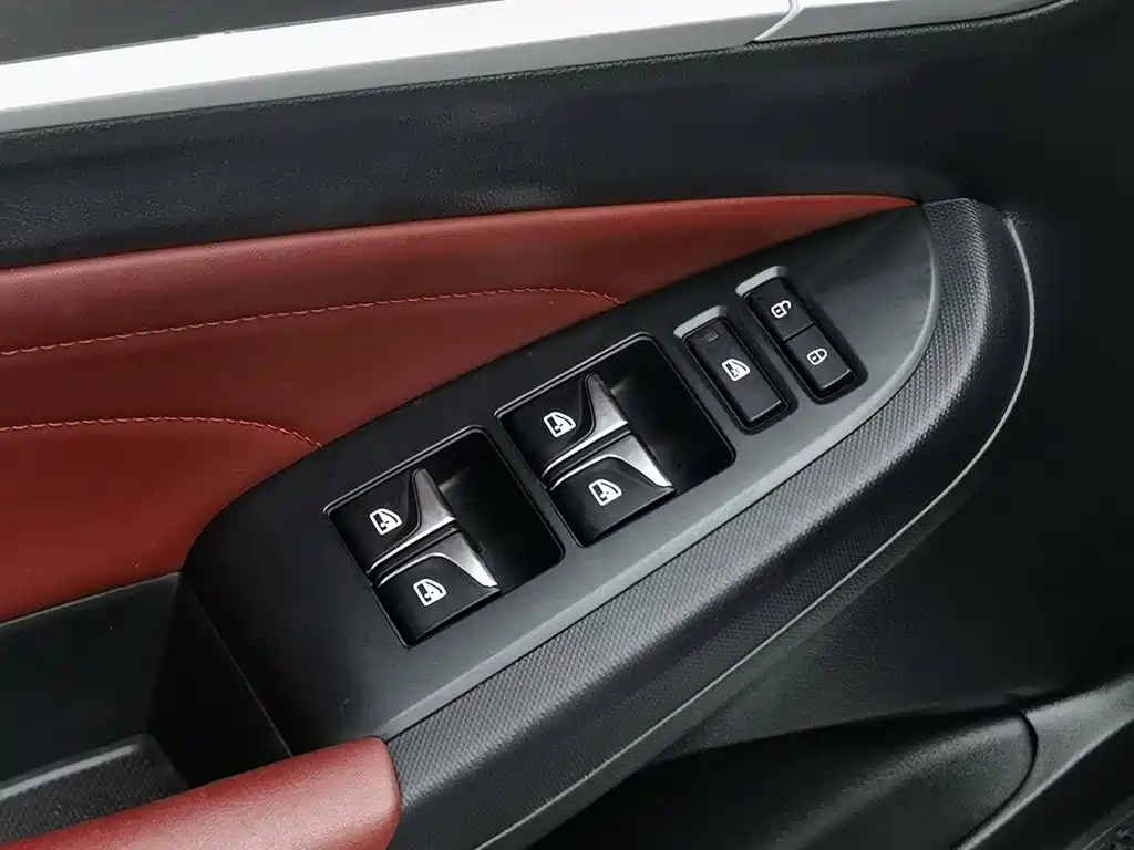 Changan Eado — миниатюра 9