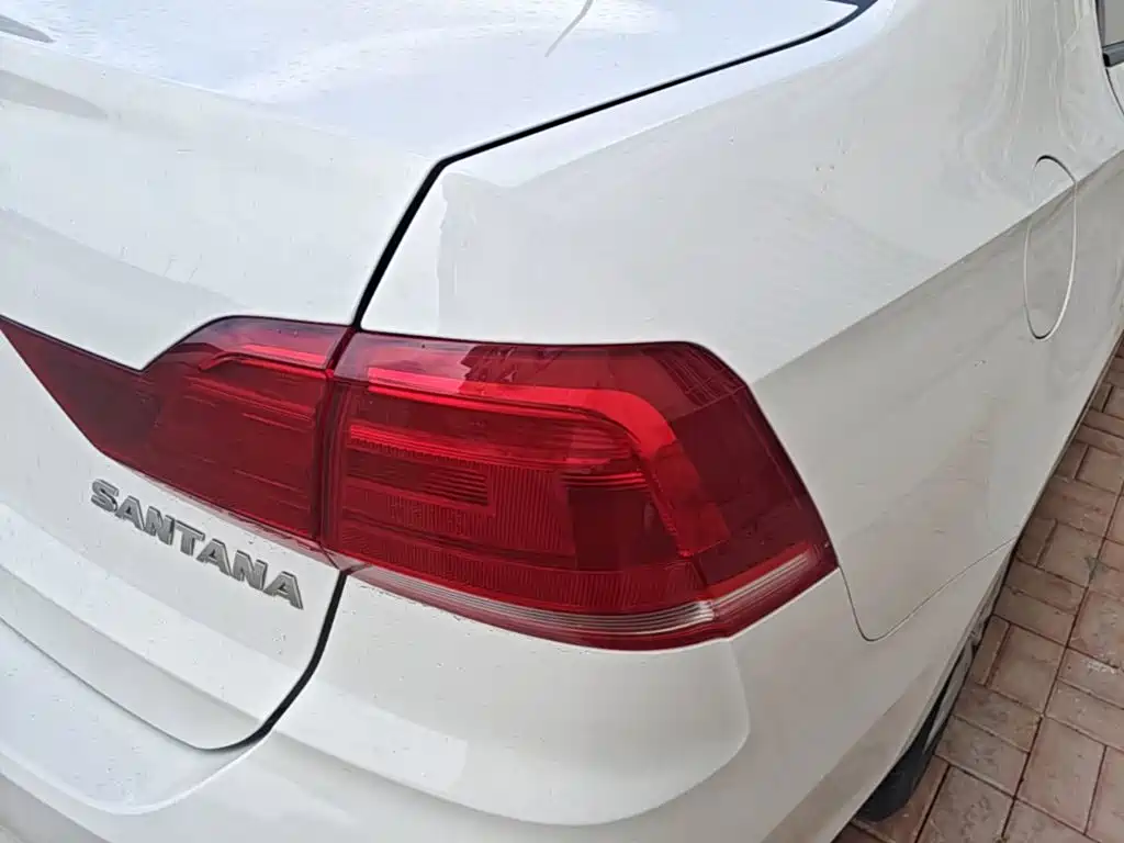 Volkswagen Santana — миниатюра 8