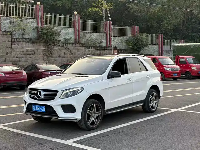 MERCEDES-BENZ GLE