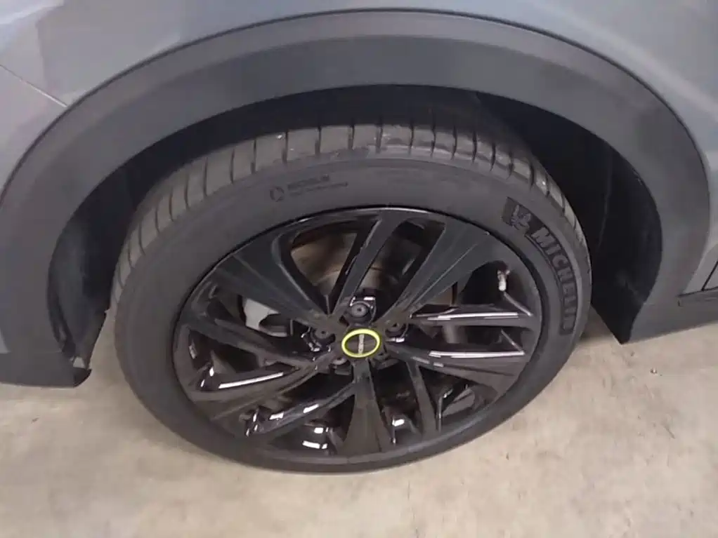 Roewe RX5 New Energy — миниатюра 23