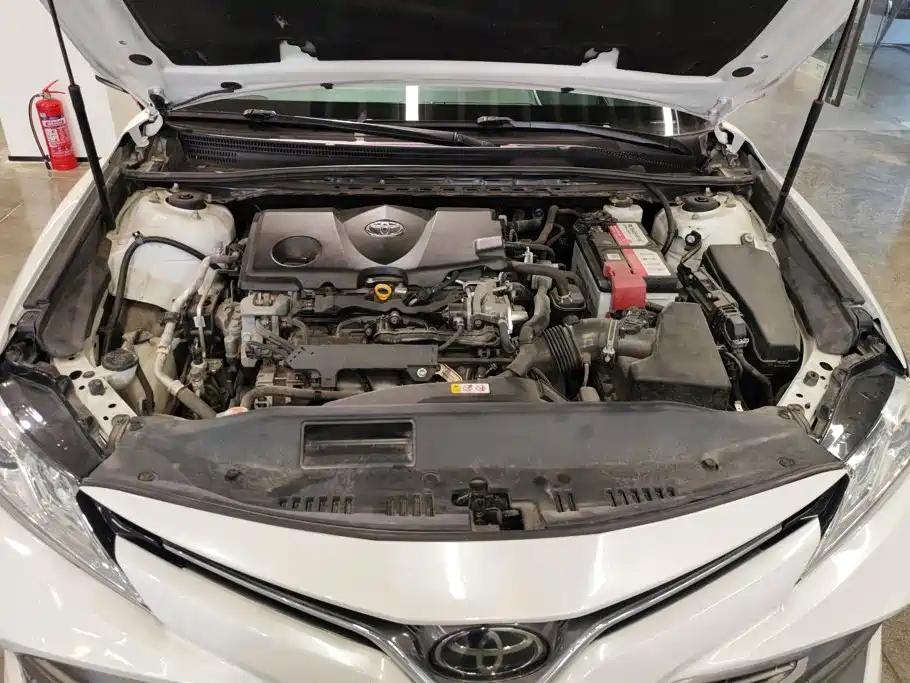 Toyota Camry — миниатюра 10