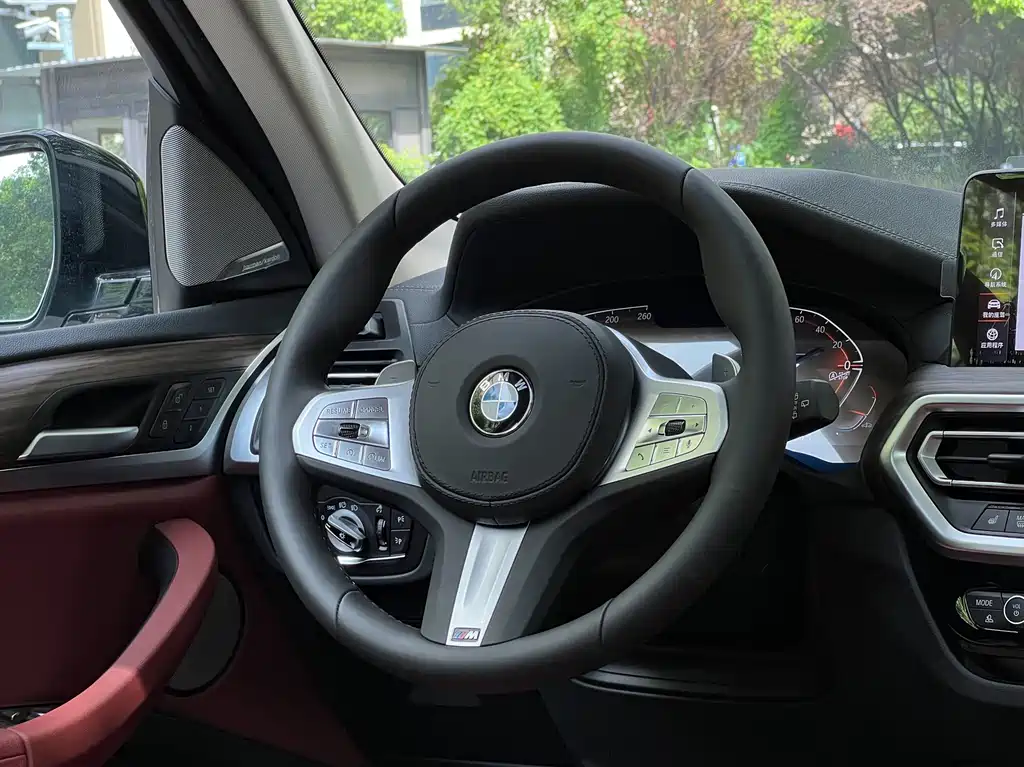 BMW X3 — миниатюра 17