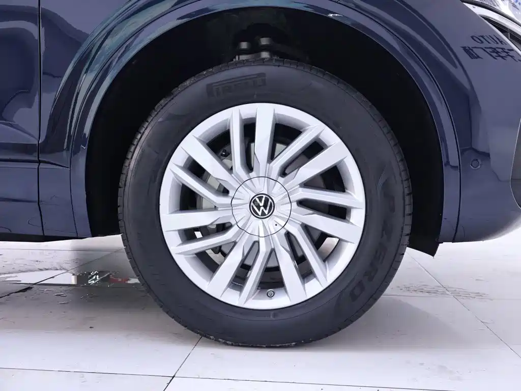Volkswagen Touareg — миниатюра 6