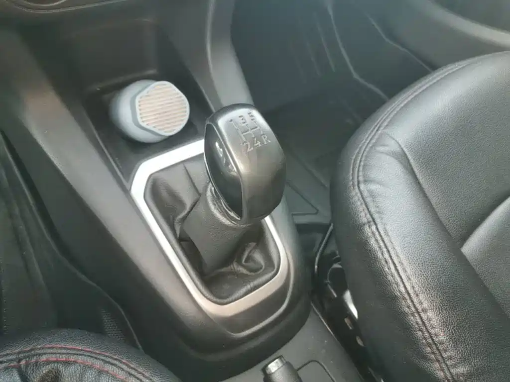 Peugeot 301 — миниатюра 14