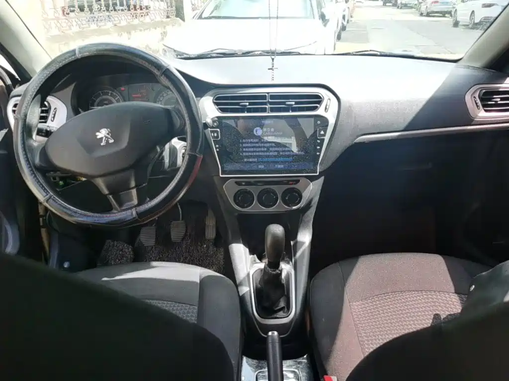 Peugeot 301 — миниатюра 14