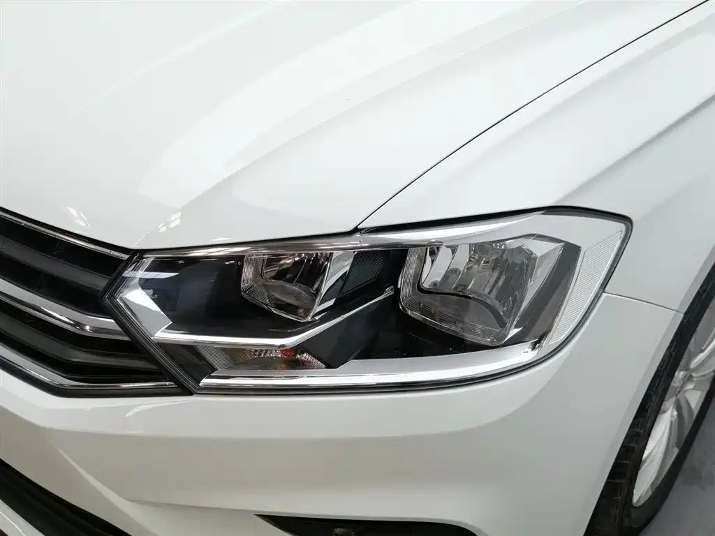 Volkswagen Bora 2019 1.5L AT Fashion VI