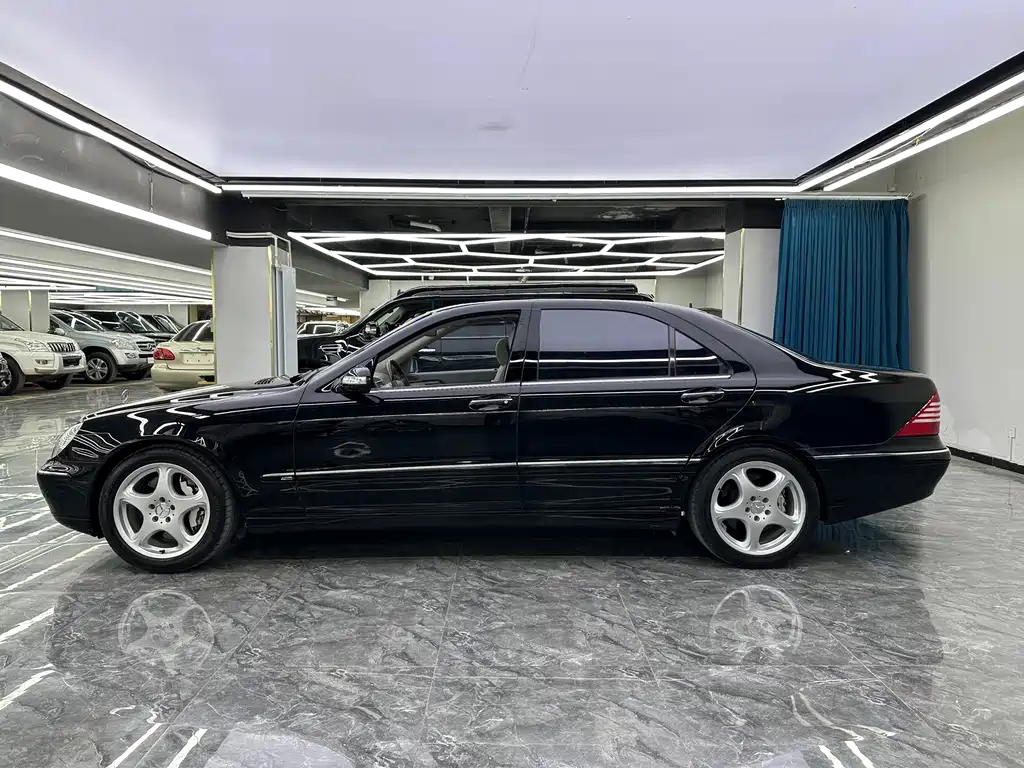 Mercedes-Benz S-Class — миниатюра 11