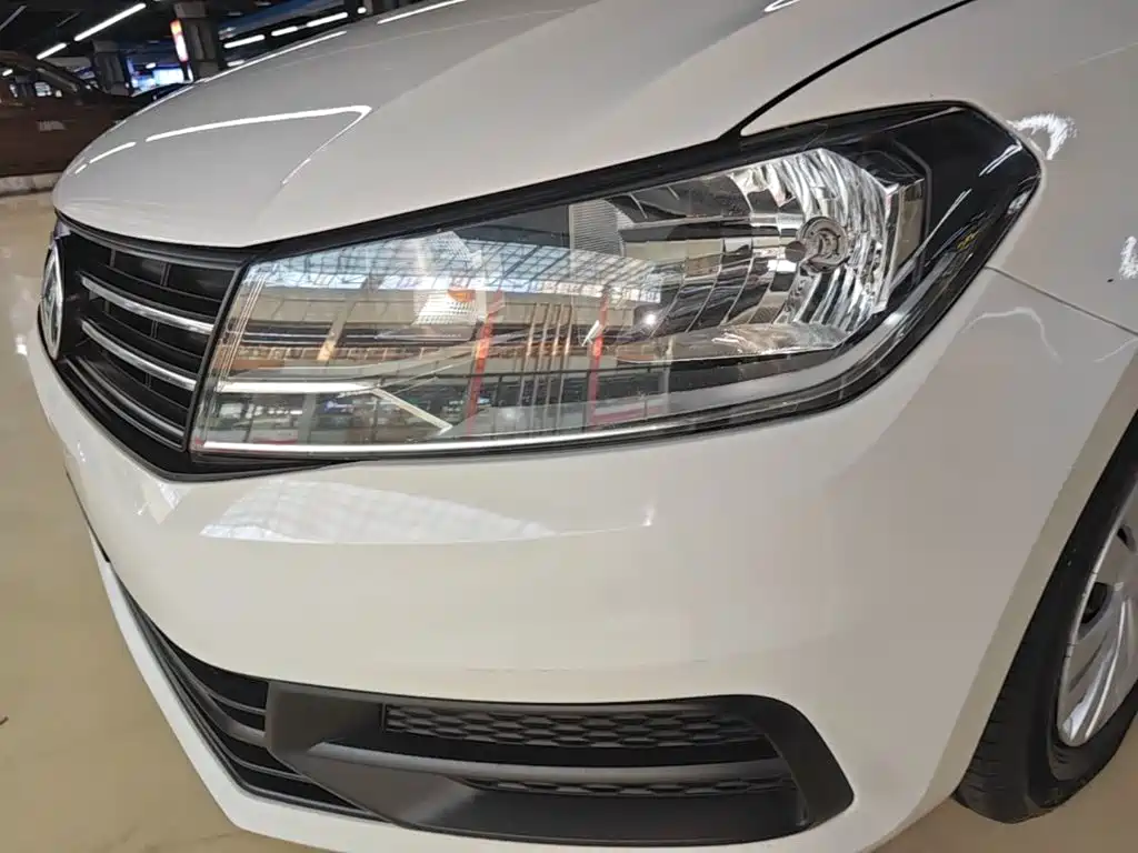 Volkswagen Santana — миниатюра 24