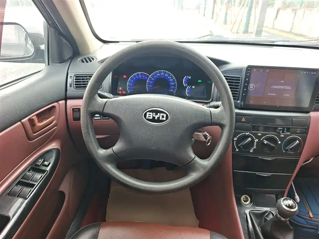 BYD F3 - фото 3
