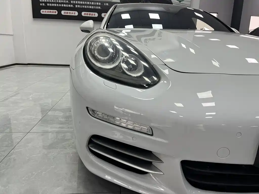 Porsche Panamera — миниатюра 4