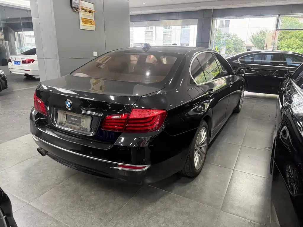 BMW 5 Series 5 2014 525Li Luxury