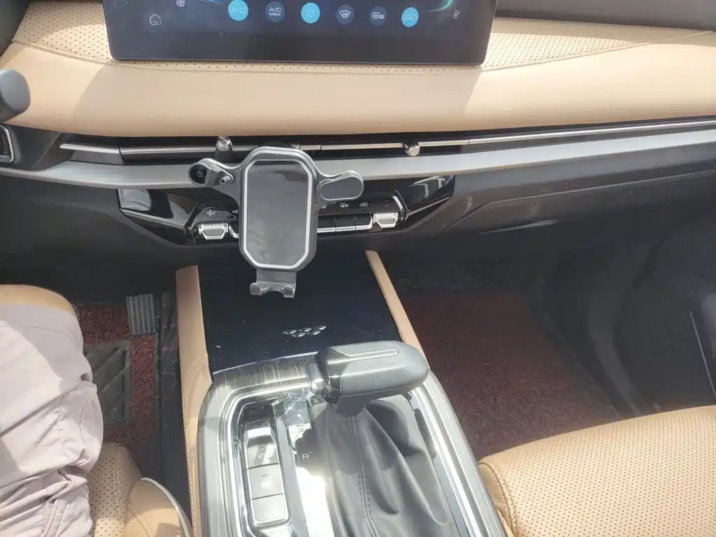 Wuling Jiachen — миниатюра 7