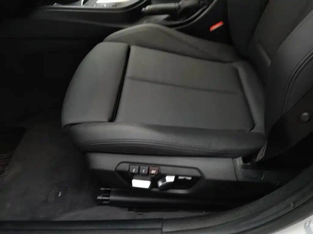BMW 3 Series — миниатюра 20