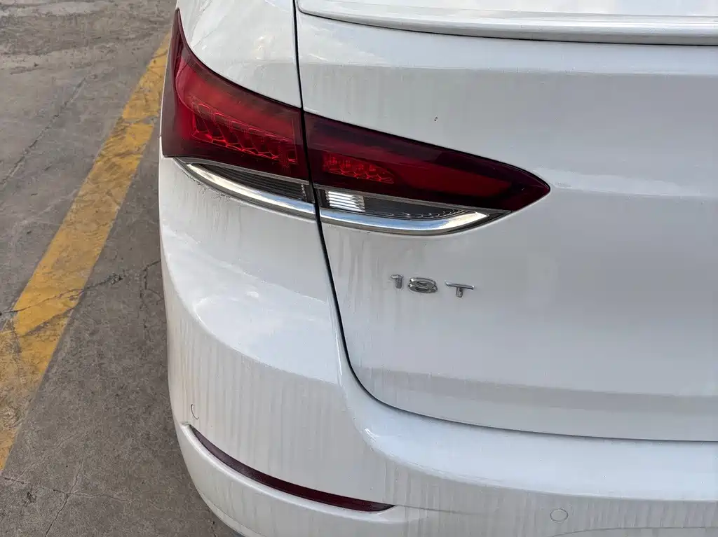 Buick Excelle — миниатюра 5