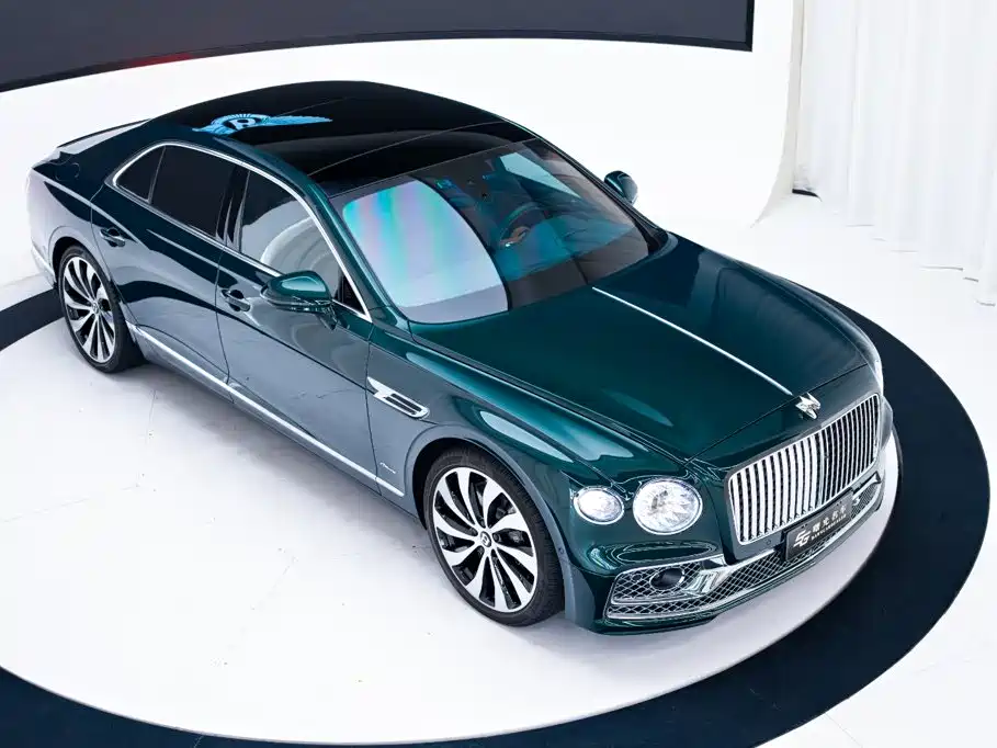 Bentley Flying Spur — миниатюра 23