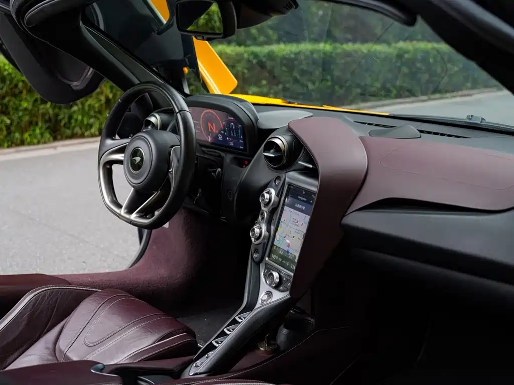 McLaren 720S — миниатюра 17
