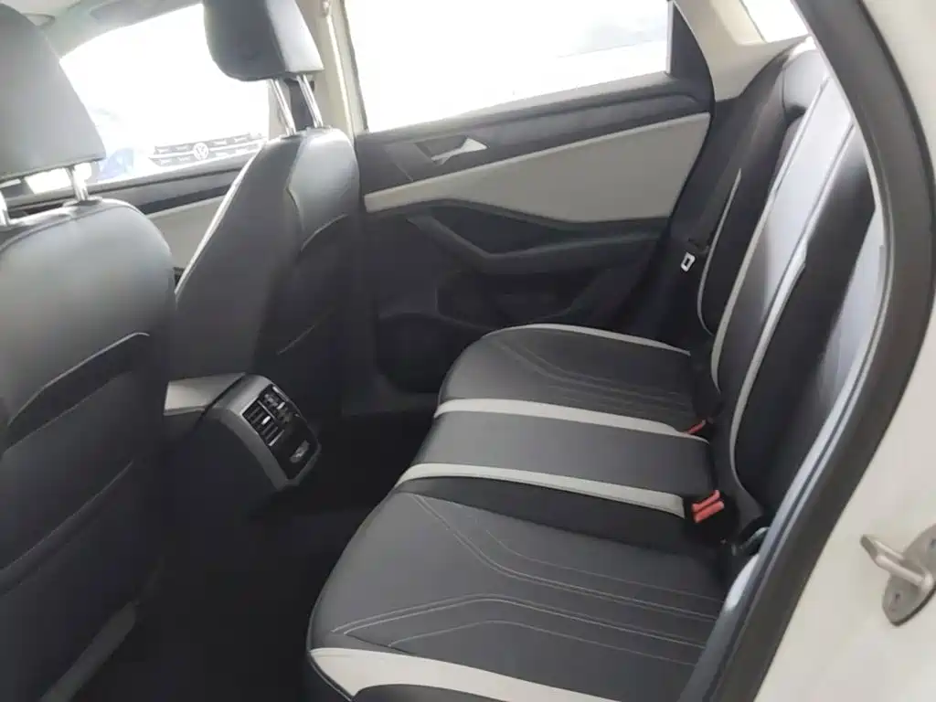 Jetta VA7 — миниатюра 17