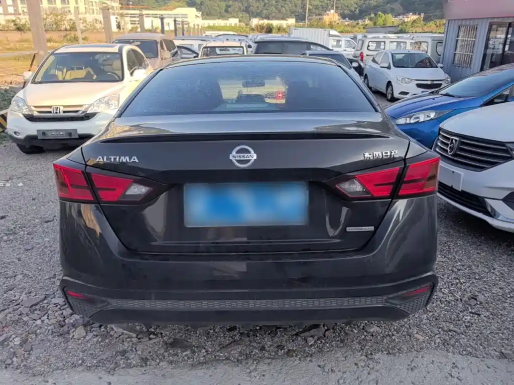 Nissan Teana — миниатюра 6
