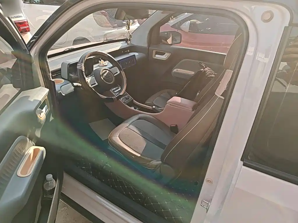 Wuling MINIEV — миниатюра 15