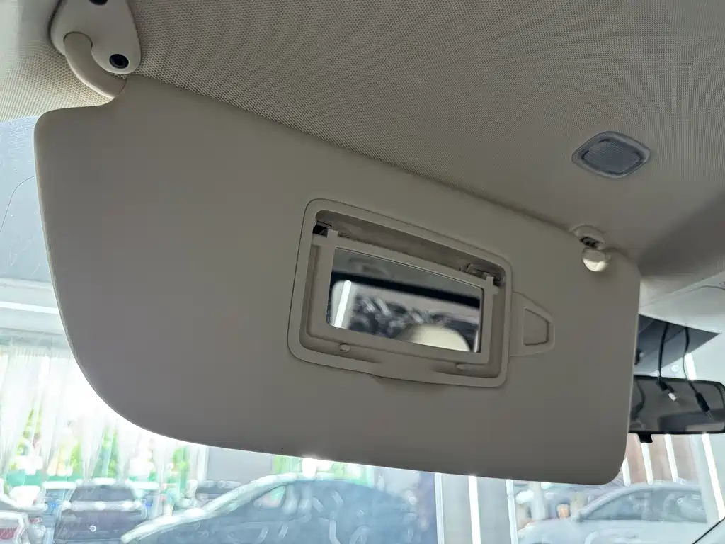 Mercedes-Benz Vito — миниатюра 26