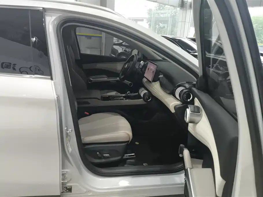 BYD Yuan Plus PLUS 2023 Champion 430KM