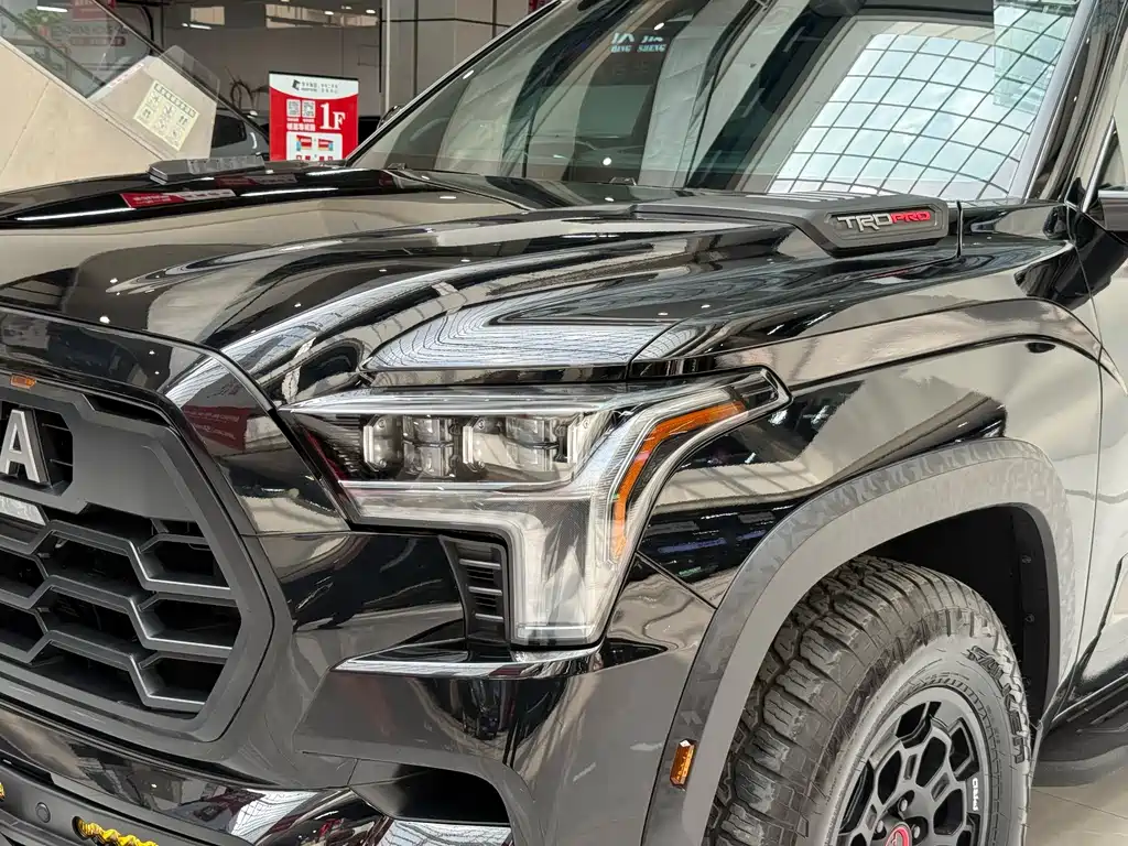 Toyota Sequoia 2025 3.5L AT