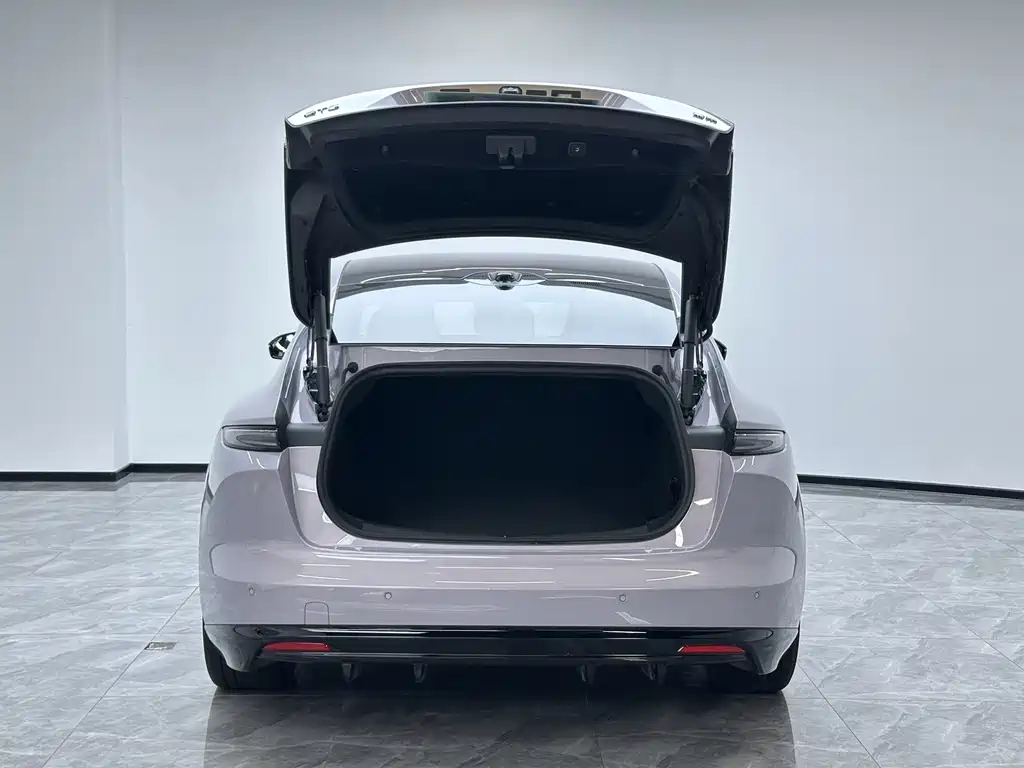 NIO ET5 — миниатюра 11