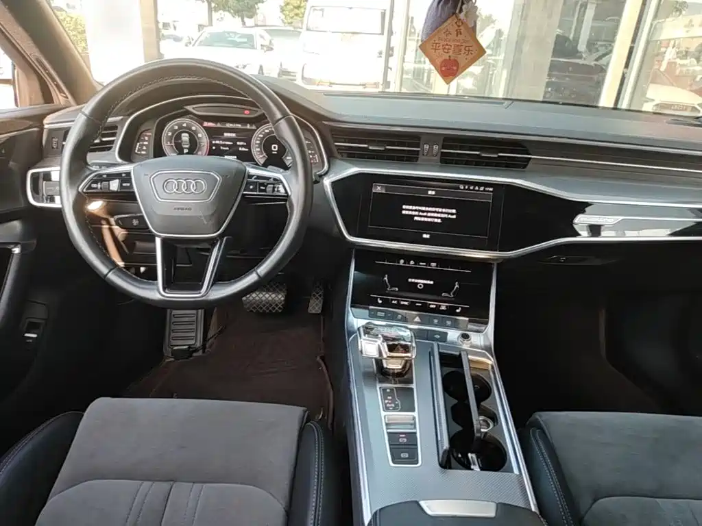 Audi A6L — миниатюра 10