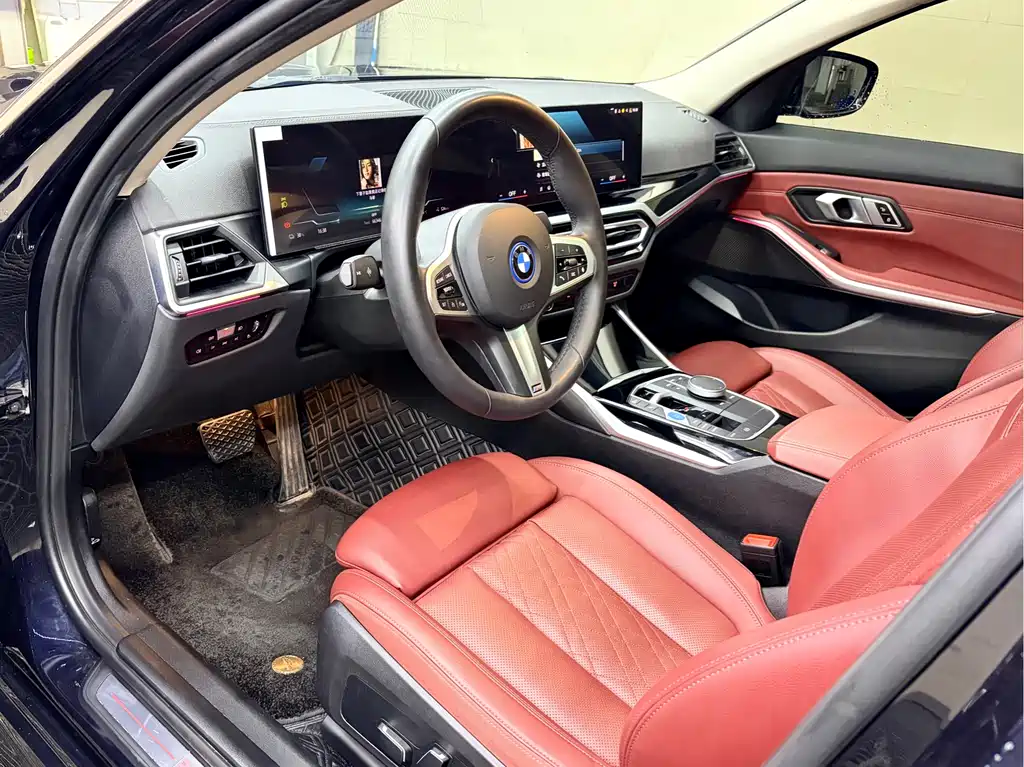 BMW i3 2024 eDrive 35 L