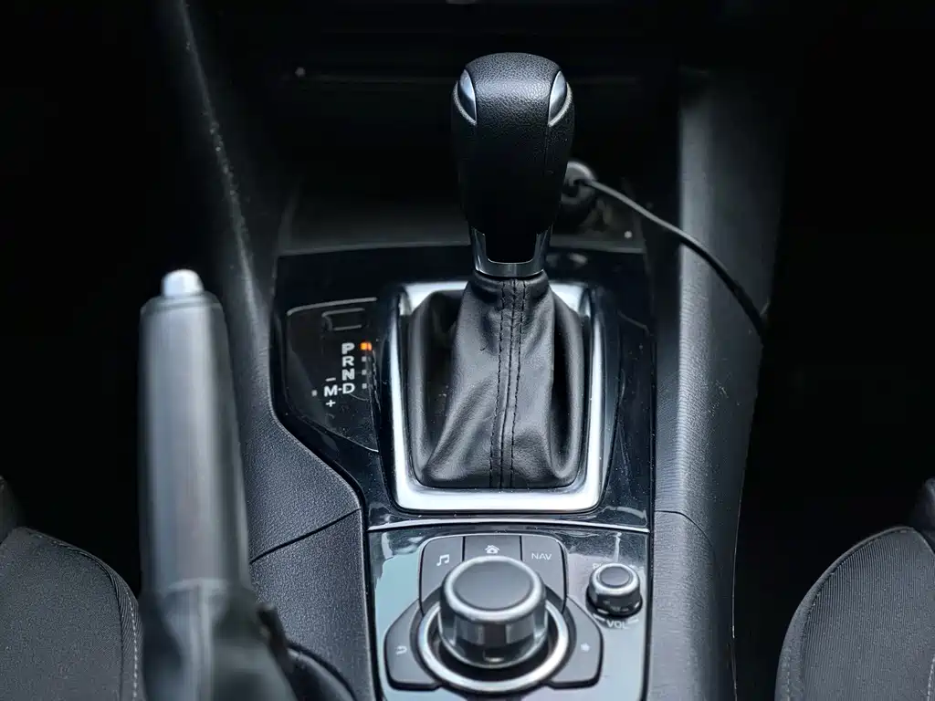 Mazda 3 Axela — миниатюра 14