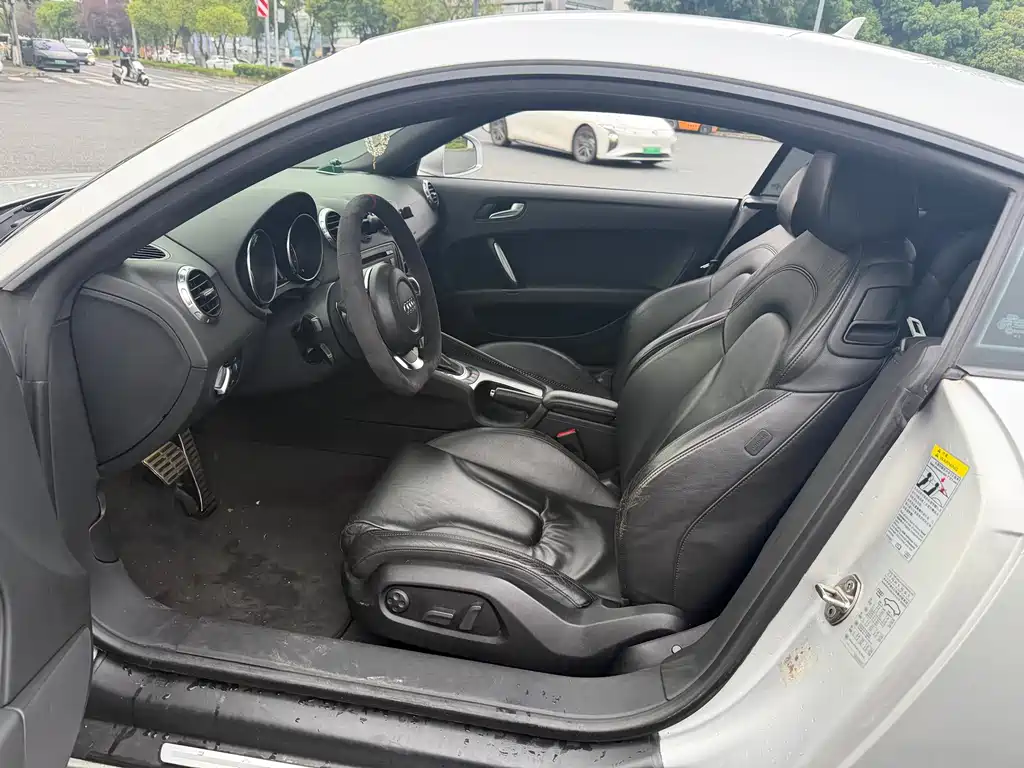 Audi TT — миниатюра 11