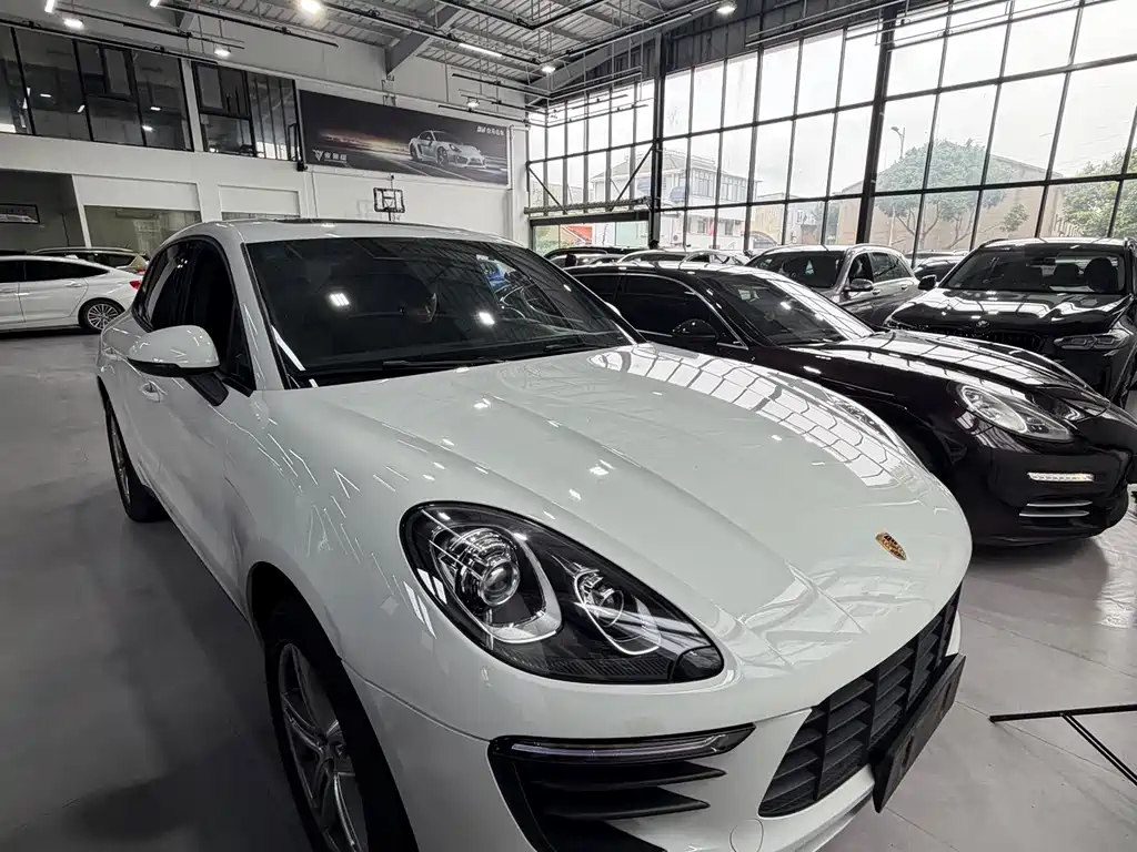 Porsche Macan 2016 Macan 2.0T