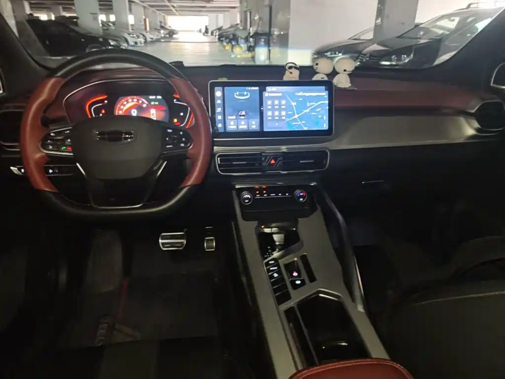Geely Binyue - фото 10