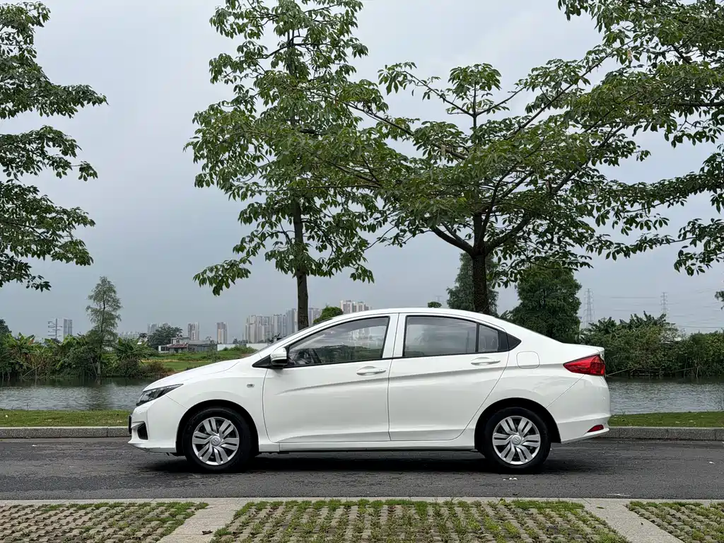 Honda City 1.5L CVT Comfort Edition, фото 7