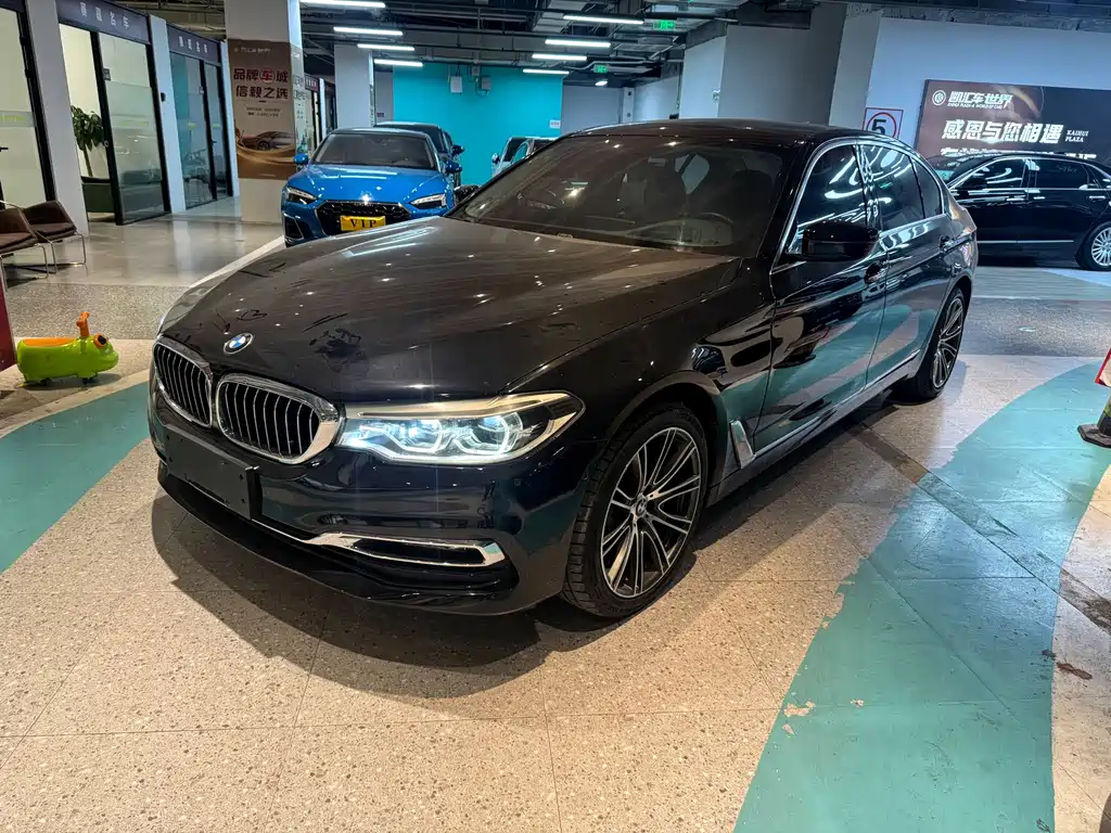 Купить BMW 5 Series